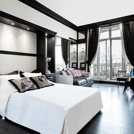 Deluxe Av. Champs-elysees 아파트